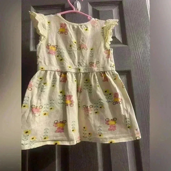 Peppa Pig dress with eyelet cap sleeves elastic waist in yellow Girls size 4T - Picture 6 of 6